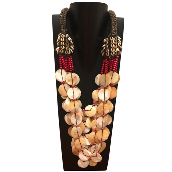 Handmade decorative necklaces with shells and wooden beads. - Picture 1 of 9